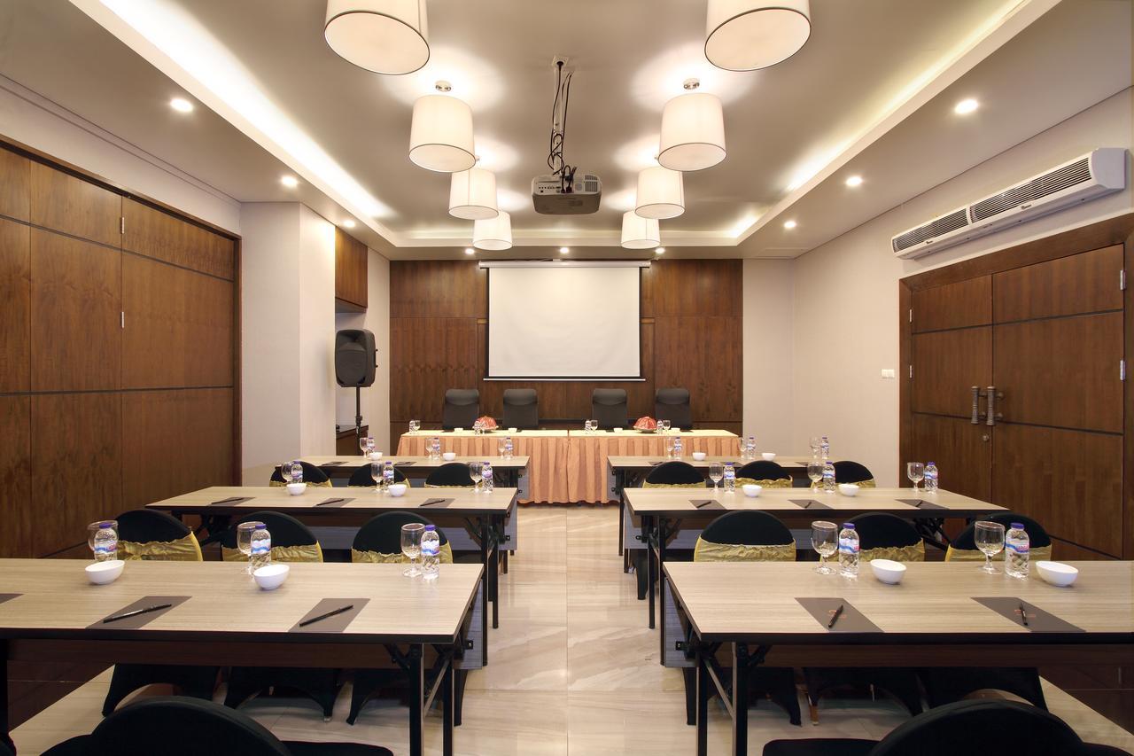 Helios Hotel Bone Watampone Kültér fotó